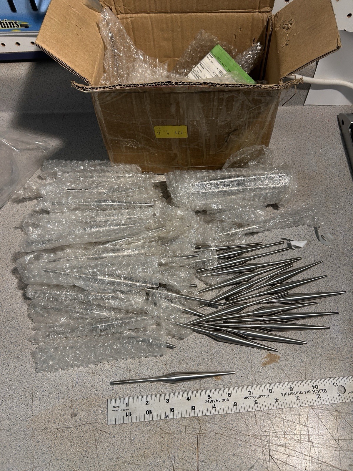 Lot of 80 Stainless Steel Threaded Industrial Pins Machined Rods 6 Inch Lot of 80 Stainless Steel Threaded Industrial Pins Machined Rods 6 Inch