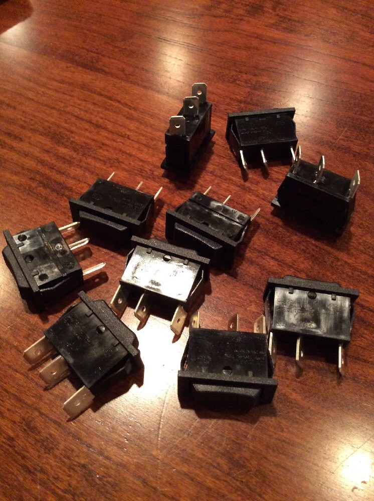 (10) Arcolectric C1522BA C1522AA Momentary (ON)OFF(ON) Rocker Switches M.O.M.