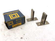 New Square D 2-AU81 Overload Relay Units AU-81 QTY 2 Per Box picture