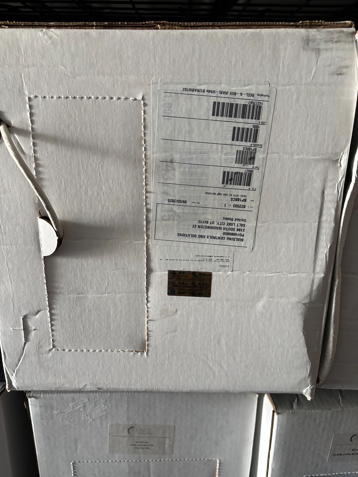 18/8 Shielded Wire - Shielded Plenum Cable, 18 AWG, 8-Conductor, White, 1000 Foo 18/8 Shielded Wire - Shielded Plenum Cable, 18 AWG, 8-Conductor, White, 1000 Foo