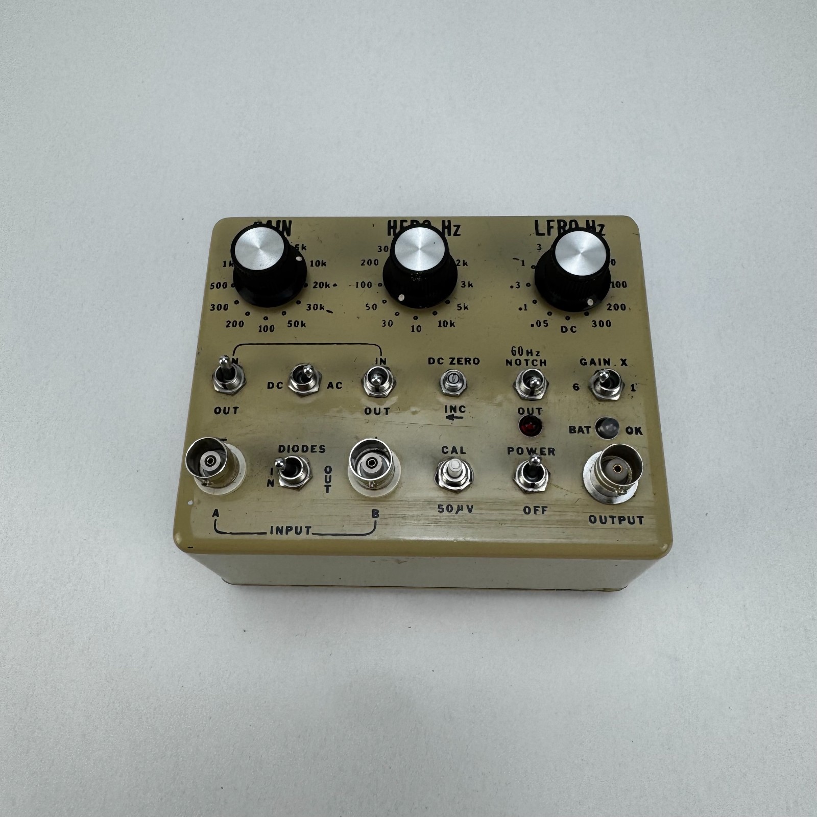 Vintage Data Inc Model 2124 Mod2 Differential Amplifier High Gain High-Impedance